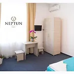 Neptun Hotel 3*